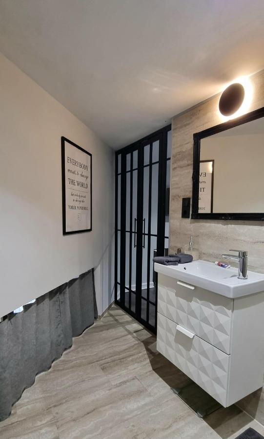 Bobo'S Luxury Apartment Budapeste Exterior foto